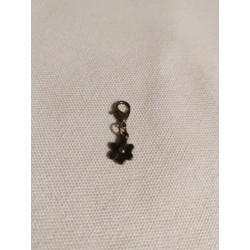 Breloque petite fleur