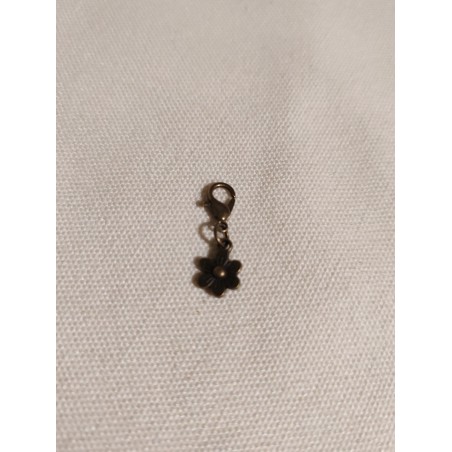 Breloque petite fleur
