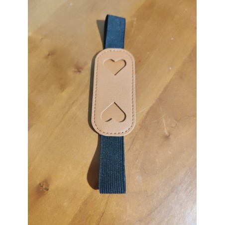 Porte stylos coeur en cuir avec élastique