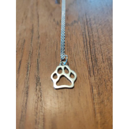 Collier silhouette patte de chien